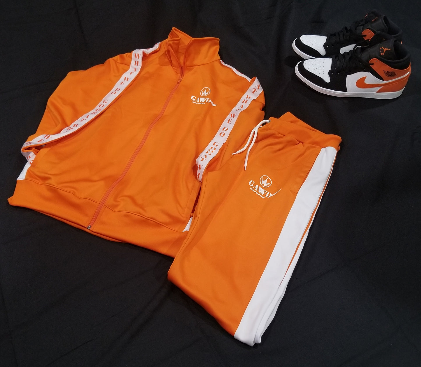 Track Suit w/logo and Side Stripe